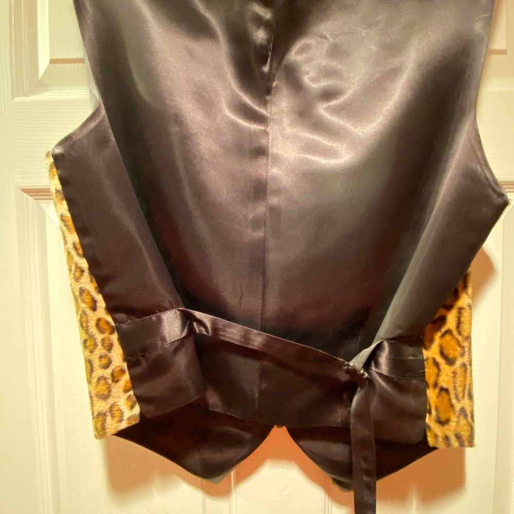 Animal print vest - Picture 4 of 4